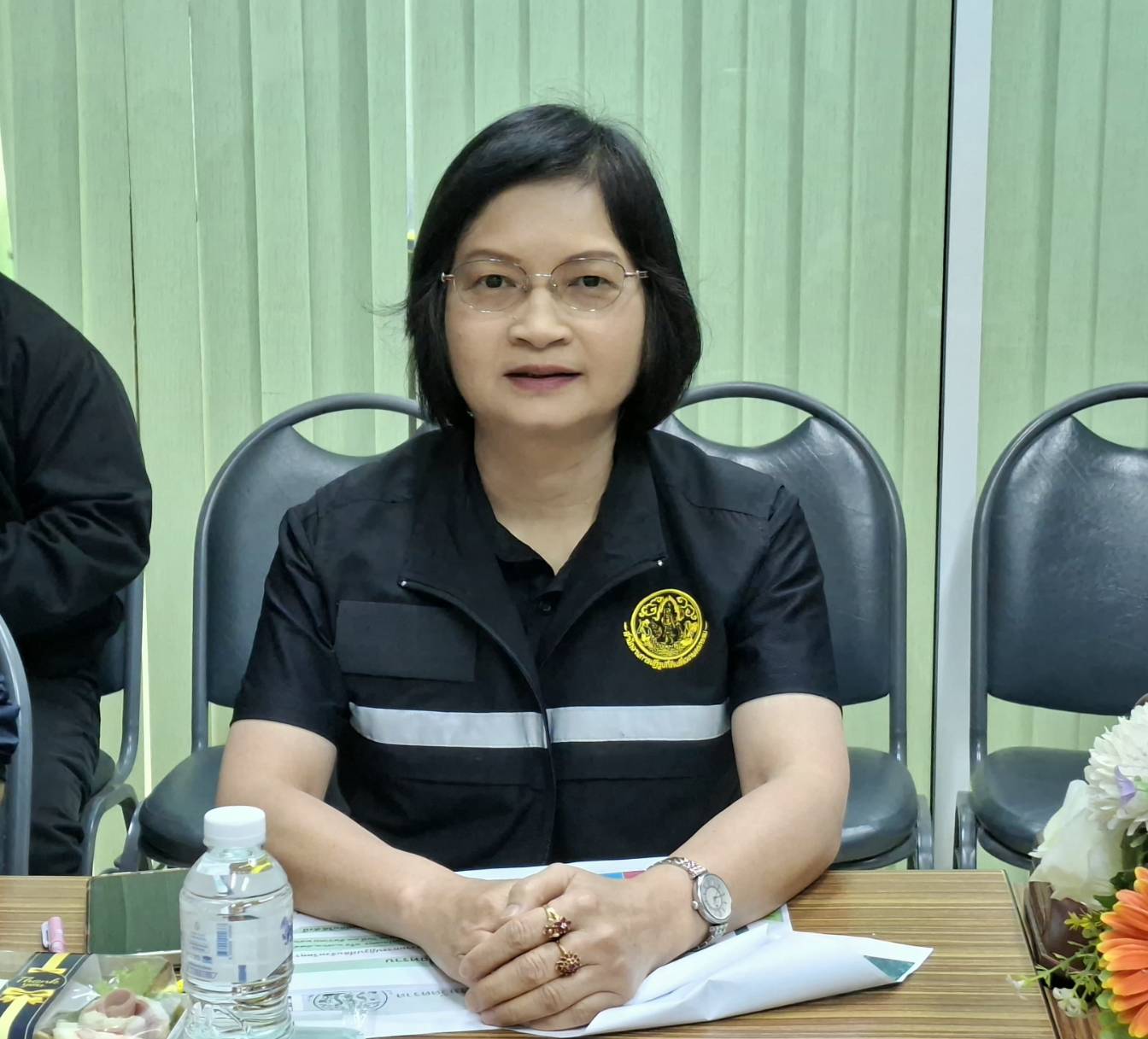 title - ผู้ตรวจราชการ ส.ป.ก. ประชุมตรวจราชการและติดตามความก้าวหน้าผลการดำเนินงานตามแผนการตรวจราชการของผู้ตรวจราชการสำนักงานการปฏิรูปที่ดินเพื่อเกษตรกรรม ประจำปีงบประมาณ พ.ศ. 2569 รอบที่ 1 เขตตรวจราชการที่ 9 จังหวัดตราด